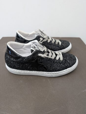 Sneakers donna 2STAR